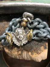 Carica l'immagine nel visualizzatore di Gallery, Bracciale angelo con catena