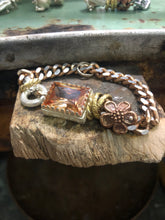 Carica l'immagine nel visualizzatore di Gallery, Bracciale Lottie catena