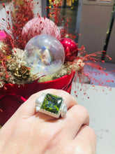 Carica l'immagine nel visualizzatore di Gallery, Anello grande quadrato