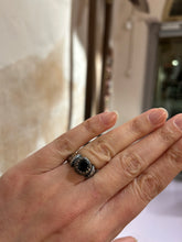 Carica l'immagine nel visualizzatore di Gallery, Anello antique