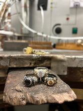Carica l'immagine nel visualizzatore di Gallery, Anello antique