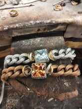 Carica l'immagine nel visualizzatore di Gallery, Bracciale choker
