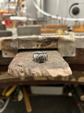 Carica l'immagine nel visualizzatore di Gallery, Anello antique