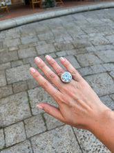 Carica l'immagine nel visualizzatore di Gallery, Anello grande tondo