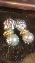 Carica l'immagine nel visualizzatore di Gallery, Orecchini Lottie in perla