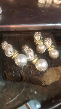 Carica l'immagine nel visualizzatore di Gallery, Orecchini Lottie in perla