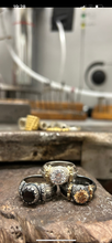 Carica l'immagine nel visualizzatore di Gallery, Anello antique