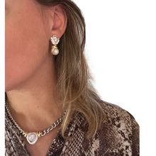 Carica l'immagine nel visualizzatore di Gallery, Orecchini Lottie in perla