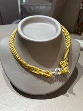 Carica l'immagine nel visualizzatore di Gallery, Collana cordino in seta e argento