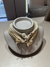 Carica l'immagine nel visualizzatore di Gallery, Collana cordino in seta e argento
