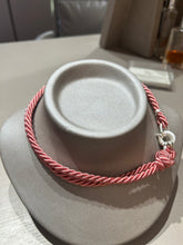 Carica l'immagine nel visualizzatore di Gallery, Collana cordino in seta e argento