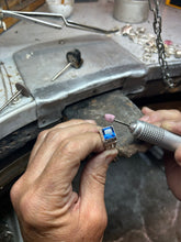 Carica l'immagine nel visualizzatore di Gallery, Anello puntoluce Minimal capsule