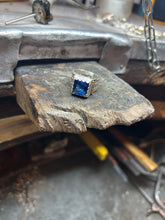 Carica l'immagine nel visualizzatore di Gallery, Anello puntoluce Minimal capsule