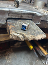 Carica l'immagine nel visualizzatore di Gallery, Anello puntoluce Minimal capsule