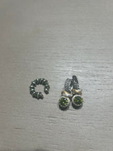 Carica l'immagine nel visualizzatore di Gallery, Orecchini cerchietti pave’