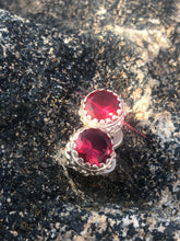 Carica l'immagine nel visualizzatore di Gallery, Orecchino Puntoluce Pallino