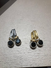 Carica l'immagine nel visualizzatore di Gallery, Orecchini New Casual Light