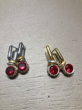 Carica l'immagine nel visualizzatore di Gallery, Orecchini New Casual Light