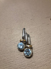 Carica l'immagine nel visualizzatore di Gallery, Orecchini New Casual Light