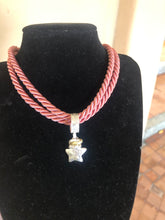 Carica l'immagine nel visualizzatore di Gallery, Ciondolo