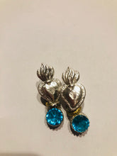 Carica l'immagine nel visualizzatore di Gallery, Orecchini Cuore Sacro light