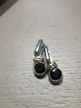 Carica l'immagine nel visualizzatore di Gallery, Orecchini New Casual Light