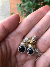 Carica l'immagine nel visualizzatore di Gallery, Orecchini cerchietti pave’