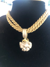 Carica l'immagine nel visualizzatore di Gallery, Ciondolo