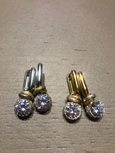 Carica l'immagine nel visualizzatore di Gallery, Orecchini New Casual Light