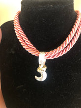 Carica l'immagine nel visualizzatore di Gallery, Ciondolo