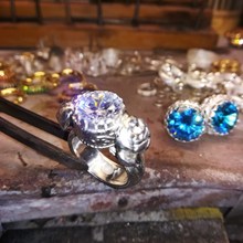 Carica l'immagine nel visualizzatore di Gallery, Anello Puntoluce Classico Rotondo