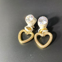 Carica l'immagine nel visualizzatore di Gallery, Orecchini Cuore di Diva