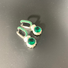 Carica l'immagine nel visualizzatore di Gallery, Orecchini Glamour Light