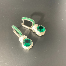 Carica l'immagine nel visualizzatore di Gallery, Orecchini Glamour Light