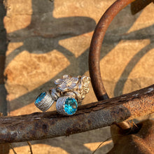 Carica l'immagine nel visualizzatore di Gallery, Orecchino Lottie Light