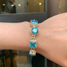 Carica l'immagine nel visualizzatore di Gallery, Bracciale Puntoluce