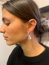 Carica l'immagine nel visualizzatore di Gallery, Orecchini Glamour Light