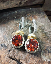 Carica l'immagine nel visualizzatore di Gallery, Orecchini Glamour Light