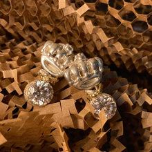 Carica l'immagine nel visualizzatore di Gallery, Orecchino Lottie Light