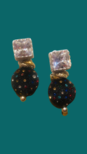 Carica l'immagine nel visualizzatore di Gallery, Orecchini black&color