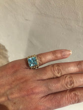 Carica l'immagine nel visualizzatore di Gallery, Anello puntoluce Minimal capsule