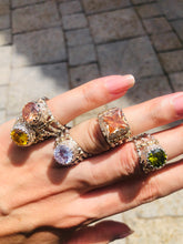 Carica l'immagine nel visualizzatore di Gallery, Anello puntoluce Minimal capsule