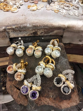 Carica l'immagine nel visualizzatore di Gallery, Orecchini cerchietti pave’