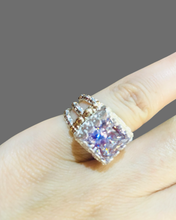 Carica l'immagine nel visualizzatore di Gallery, Anello puntoluce Minimal capsule