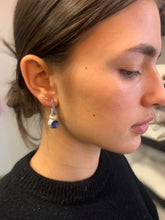Carica l'immagine nel visualizzatore di Gallery, Orecchini Glamour Light