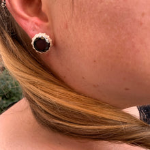 Carica l'immagine nel visualizzatore di Gallery, Orecchino Puntoluce Classico