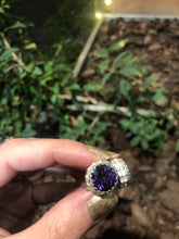 Carica l'immagine nel visualizzatore di Gallery, Orecchino Puntoluce Classico