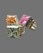 Carica l'immagine nel visualizzatore di Gallery, Anello puntoluce Minimal capsule