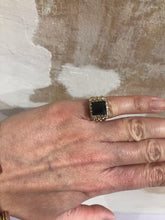 Carica l'immagine nel visualizzatore di Gallery, Anello puntoluce Minimal capsule