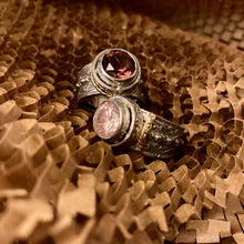 Carica l'immagine nel visualizzatore di Gallery, Anello Fede puntoluce